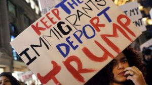 مظاهرات تعارض سياسة ترامب ضد المهاجرين