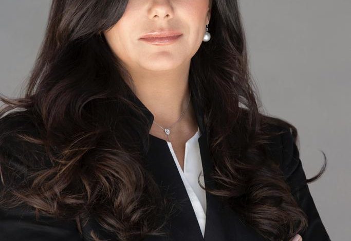 فريدة خميس رئيسة مجلس أمناء الجامعة