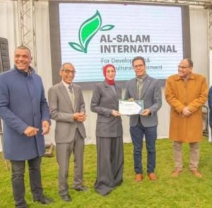 الجيزاوى يشهد ختام أحد البرامج التدريبية لمركز التطوير المهني بالجامعة