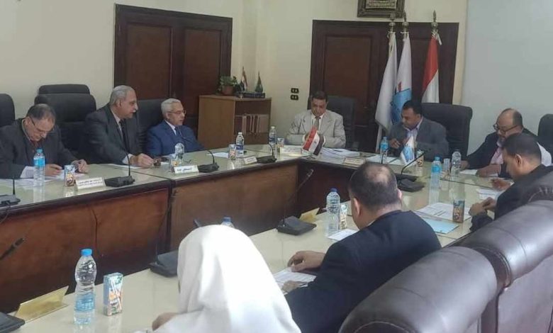 كلية التربية جامعة بنها تكرم المعيدين الجدد