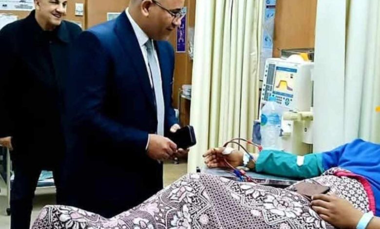 سيد جلال يتفقد مستشفى بنها والعيادات الشامله