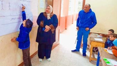 وكيل تعليم القناطر تتفقد مدرستى عمروبن العاص وكفر سليم الابتدائيه