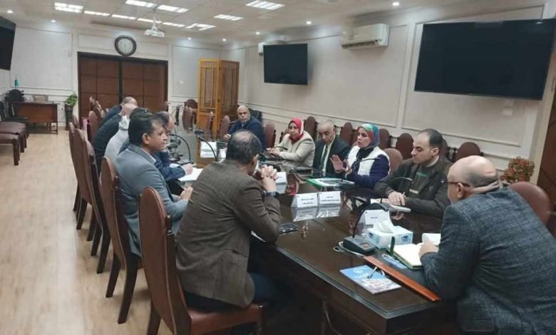 عطيه يتابع تنفيذ خطة الرصف الشاملة بشبرا الخيمة والقناطر وقليوب